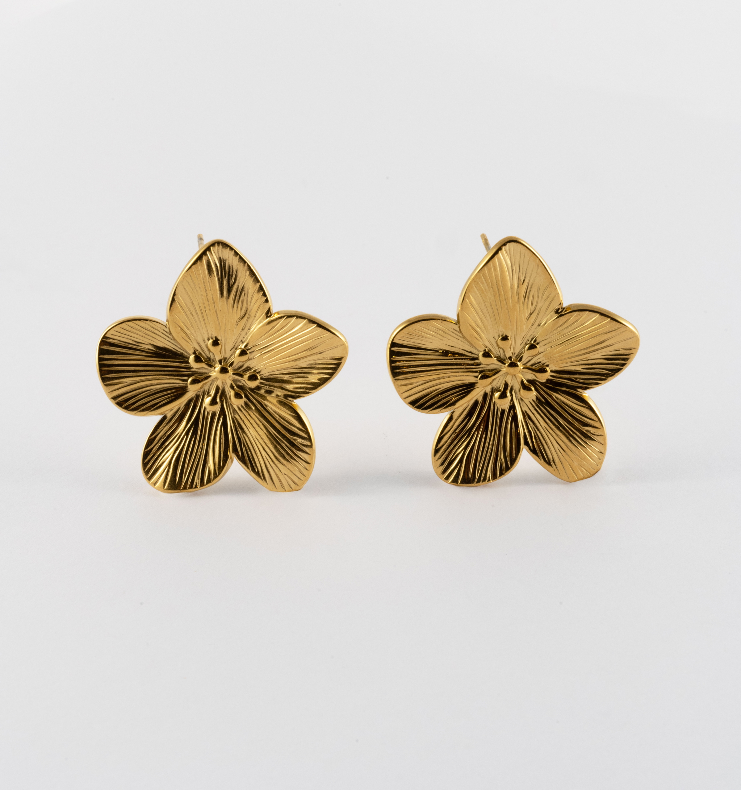 [Golden dew] 韓国☆18K Gold☆Fiorestella S Earrings Flora Gold Earrings - The floral touch your look needs! 🌸